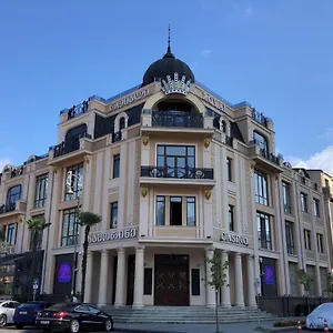 Royal Casino & Отель